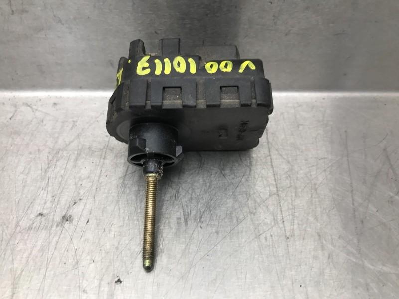 PHARE MOTEUR Toyota Land Cruiser (J12) (01-2002/12-2010), Utilisé, Toyota