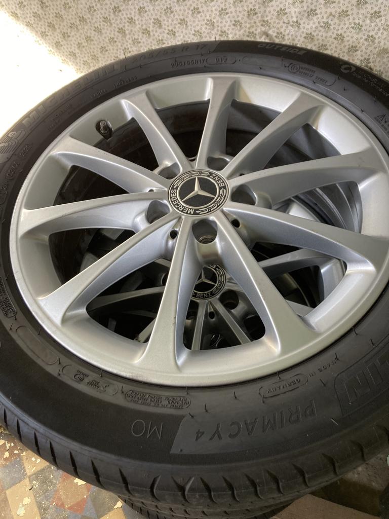 Jantes Mercedes 17pouces d'origine 5x112,modèles A, B et CLA, Autos : Pièces & Accessoires, Pneus & Jantes, Véhicule de tourisme