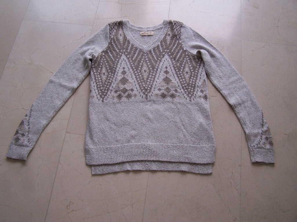 Hollister gebreide trui met V-hals - maat XS - als nieuw, Enlèvement ou Envoi, Beige, Comme neuf, Taille 34 (XS) ou plus petite