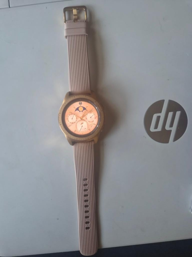Montre Samsung Galaxy en or rose, Bijoux, Sacs & Beauté, Enlèvement, Or, Or