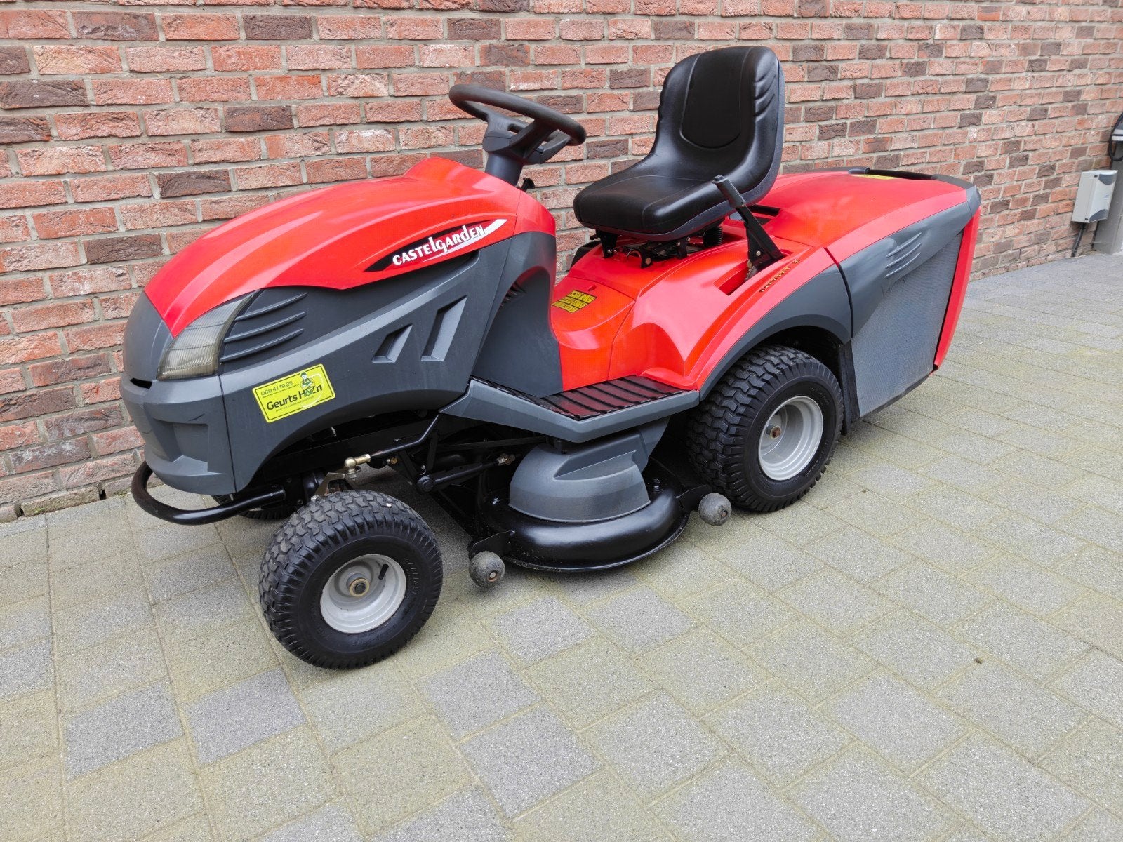 Zitmaaier Castelgarden xt165hd.   Honda🚨 2 cilinder v-twin, Tuin en Terras, Ophalen, Opvangbak