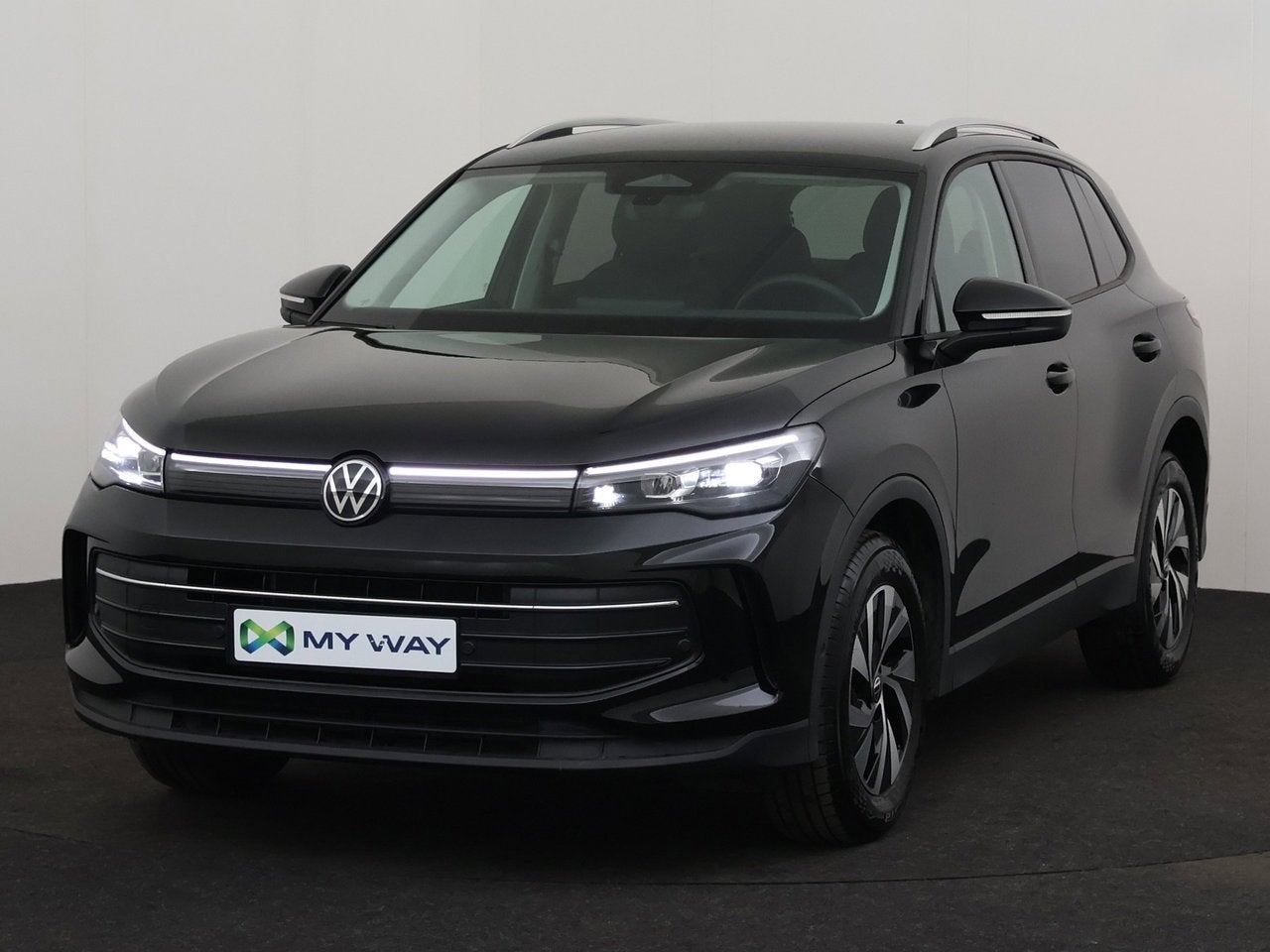 Volkswagen Tiguan Life 1.5 eTSI 110 kW (150 ch) 7 vitesses D, Auto's, Automaat, Zwart, https://public.car-pass.be/vhr/c8889acb-abd6-4d30-b25e-91ef9ff35af6