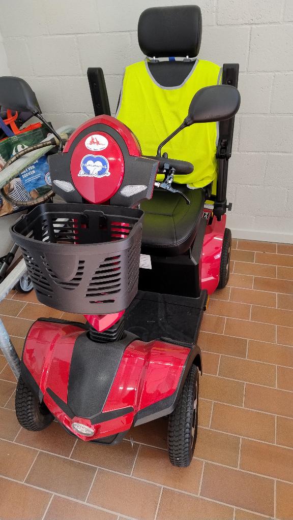 Scootmobiel Mercurius 4 Limited, Autres marques, 36 à 45 km, Comme neuf, 11 à 15 km/h