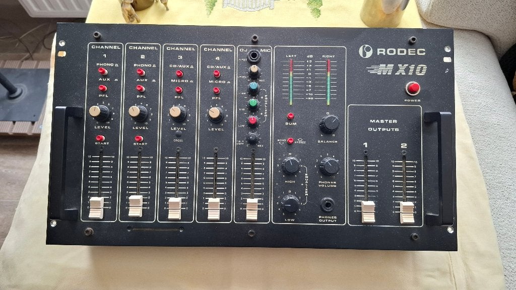 RODEC MX10 mengpaneel in goede staat, Musique & Instruments, Tables de mixage, Enlèvement, Comme neuf