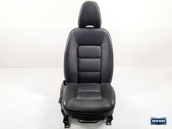 Siège droit d'un Volvo V70, -, 3 mois de garantie, -, -