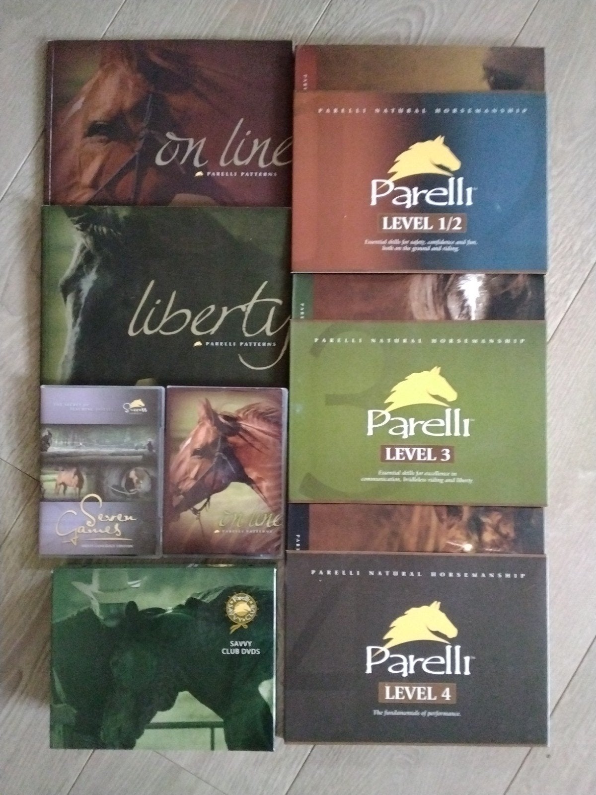 Pat Parelli volledig pakket, 4 levels met 10 dvd's + extra's, Animaux & Accessoires, Chevaux & Poneys | Autres trucs de cheval