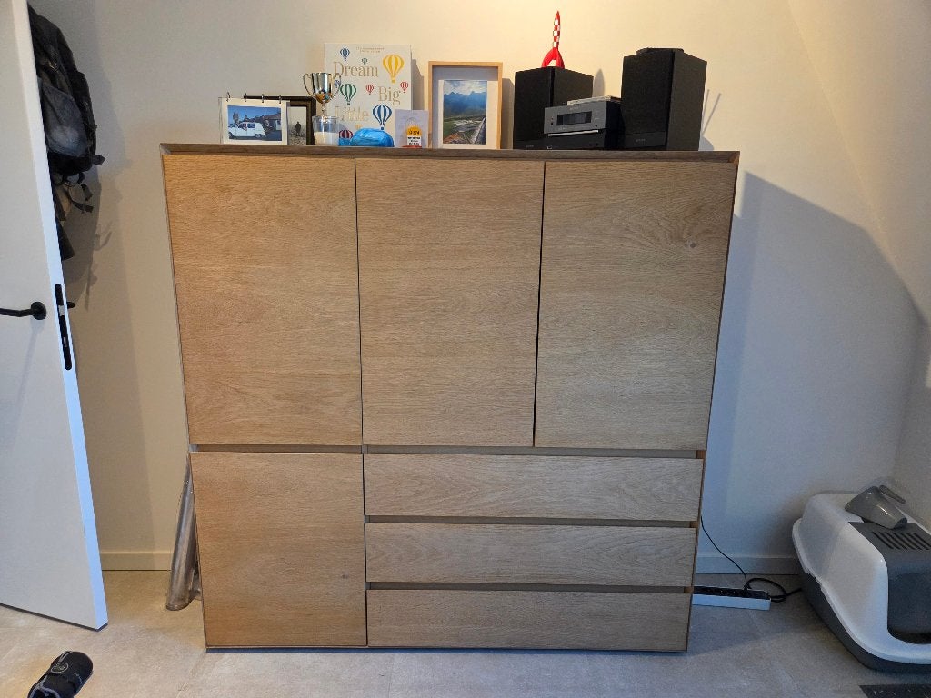 Juntoo Kast / Dressoir (Eikenlook), Ophalen, Gebruikt, 150 tot 200 cm, Eikenhout