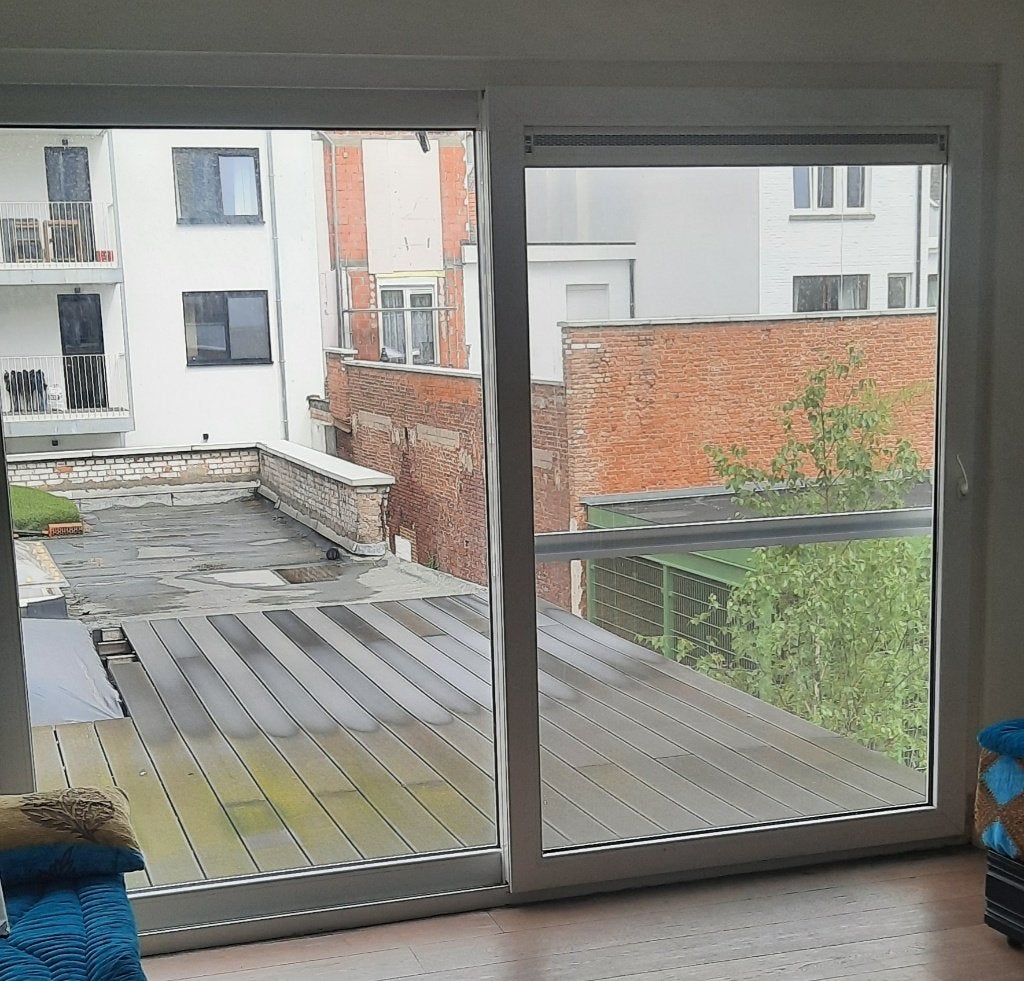 Schuifraam PVC wit met vliegenraam, Ophalen