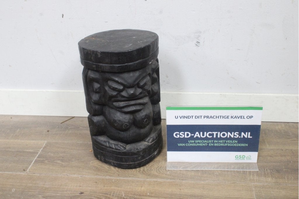 Tiki-Beeld - Polynesische en tribale houtgravures