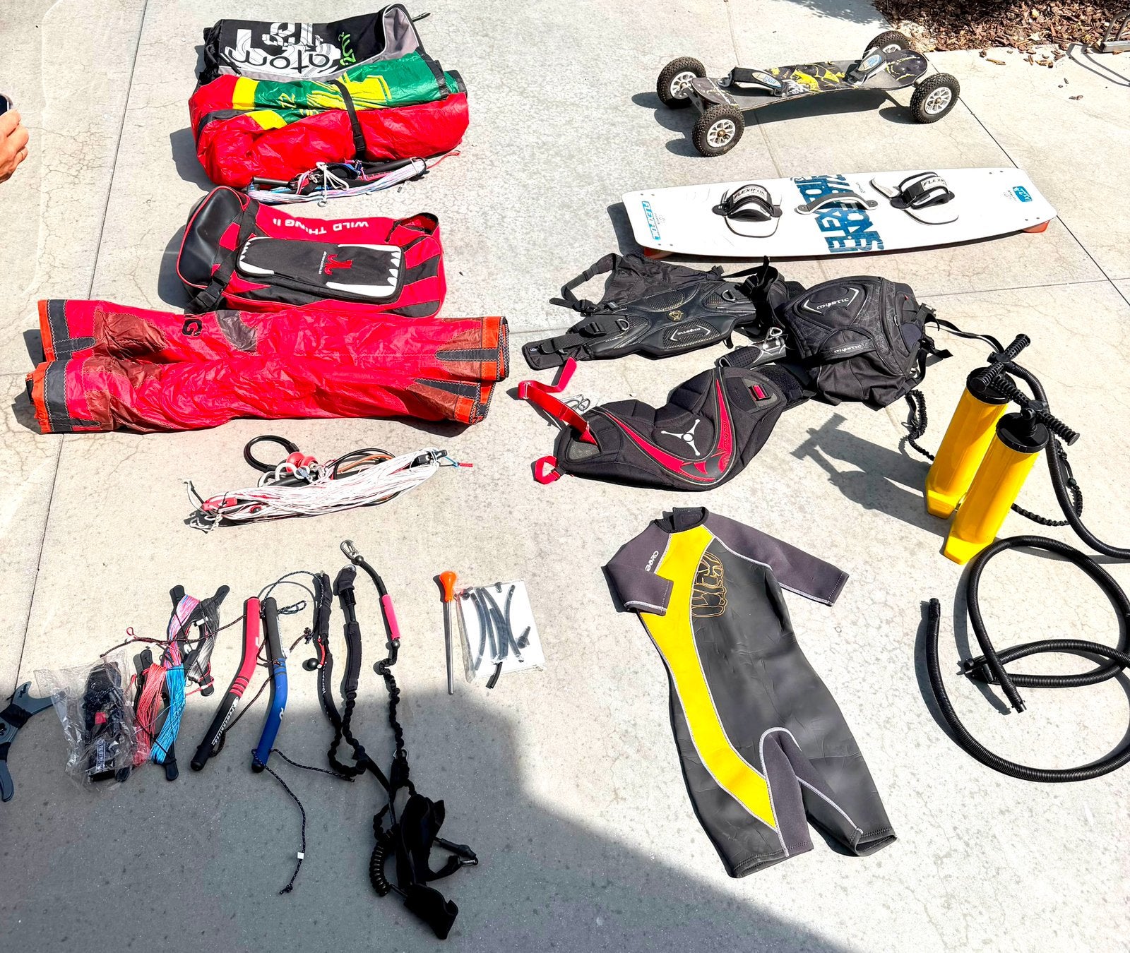 Ensemble complet de mountainboard/power kite, Sports nautiques & Bateaux, Kitesurf, Neuf, Ensemble de kite, 12 m², Enlèvement