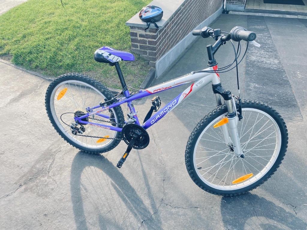 Jongensfiets met fietshelm, Diamond, Enlèvement, Frein sur jante, 24 pouces