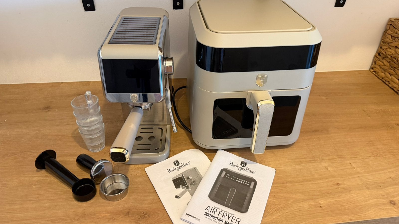 Airfryer + koffiemachine, Electroménager, Friteuses à air, Comme neuf, Friteuse à air, Enlèvement