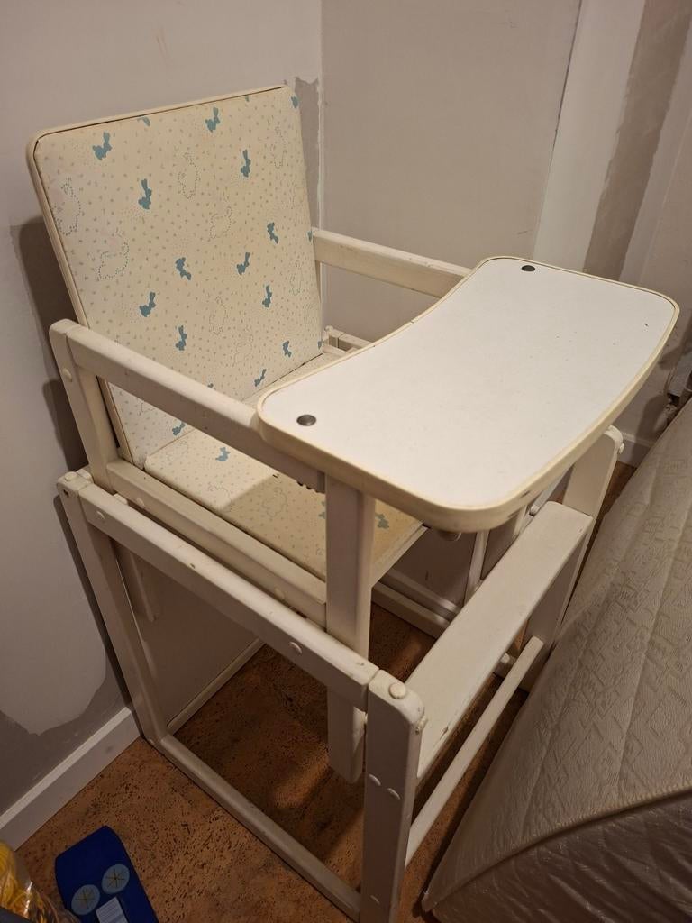 Kinderstoeltje met tafeltje, Ophalen