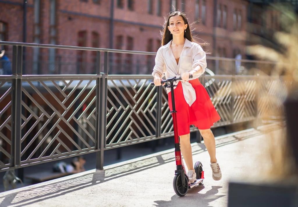 Trotinette rouge Shulz, scooter, Fietsen en Brommers, Ophalen