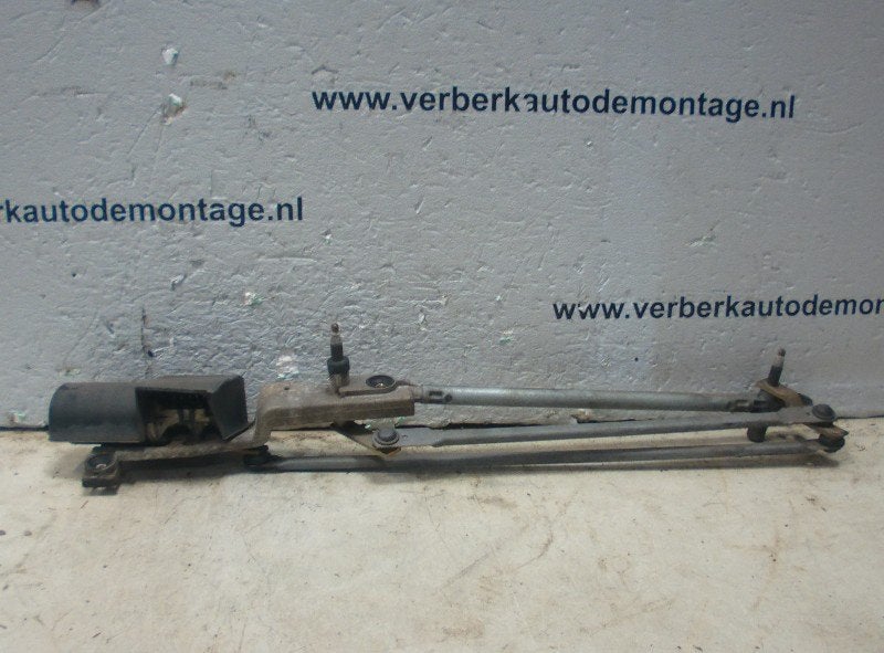RUITENWISSER MECH + MOTOR Ford Focus 1 Wagon, Gebruikt, Henry-Ford-Straße  1
50735  Köln, DE, Ford-Werke GmbH, Kunden@ford.com
