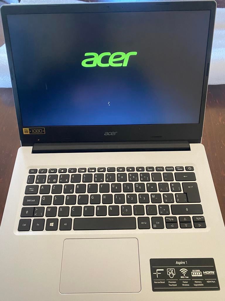 Acer Aspire 1, Computers en Software, Ophalen, Zo goed als nieuw