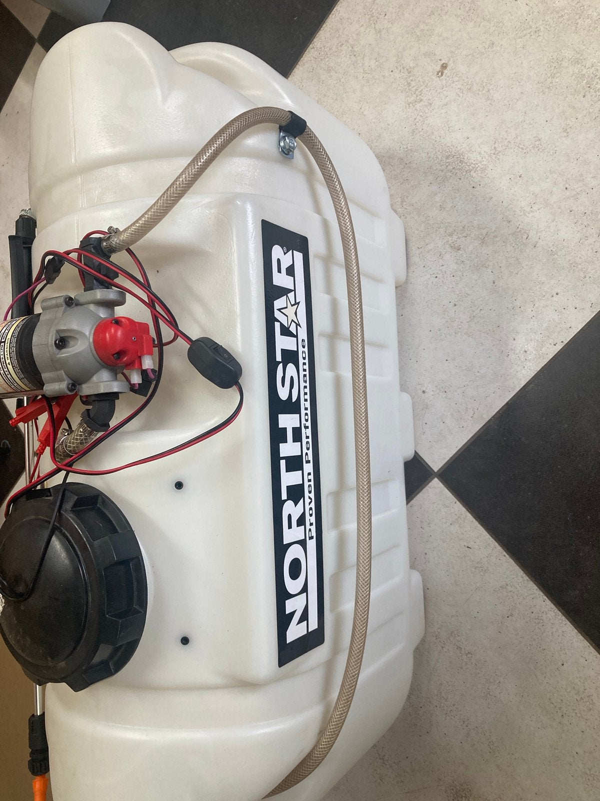 NorthStar tank met 12V-pomp, Enlèvement, Utilisé