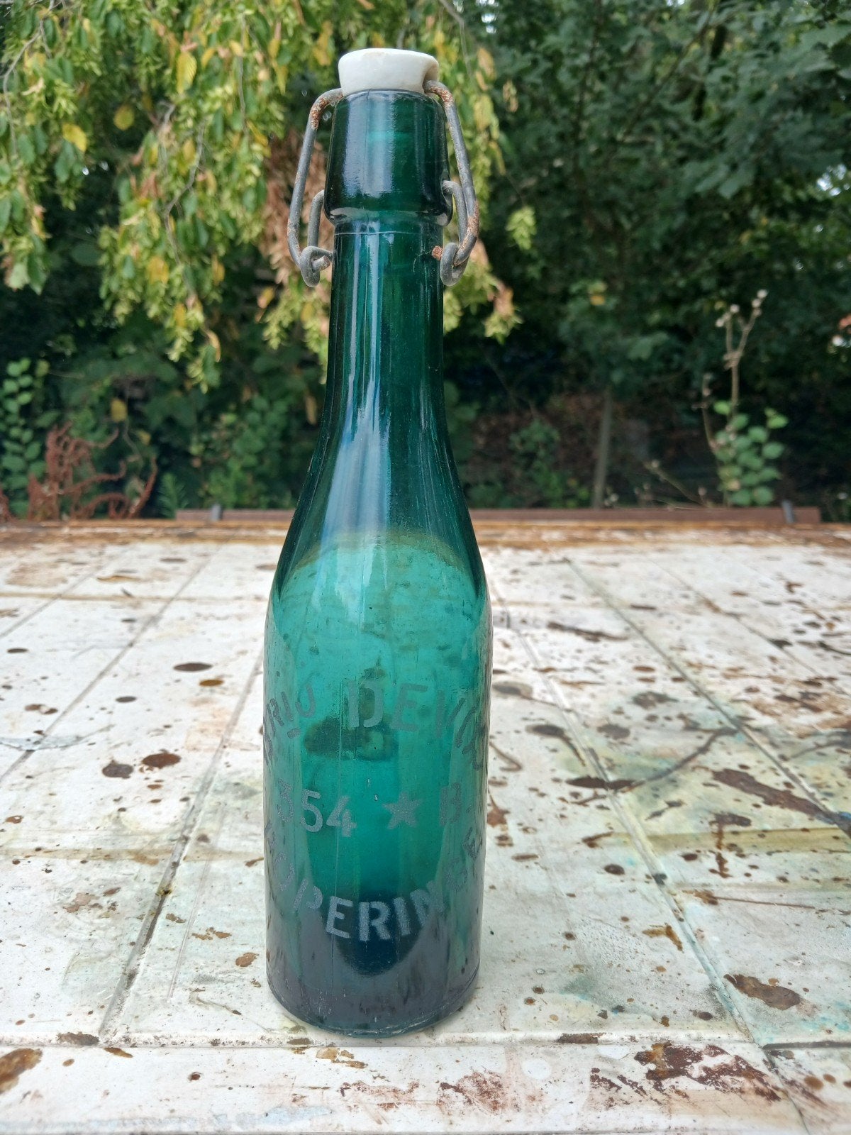 Oude vintage bierfles brouwerij Devos Poperinge, Verzamelen, Biermerken, Ophalen of Verzenden
