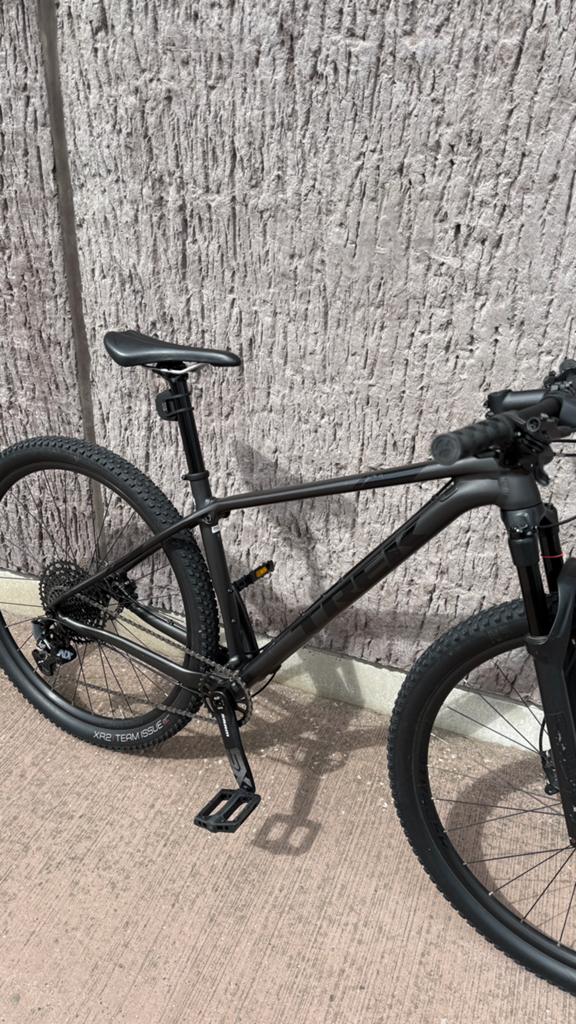 Velo Trek Procaliber 6, Enlèvement, Comme neuf, Suspension