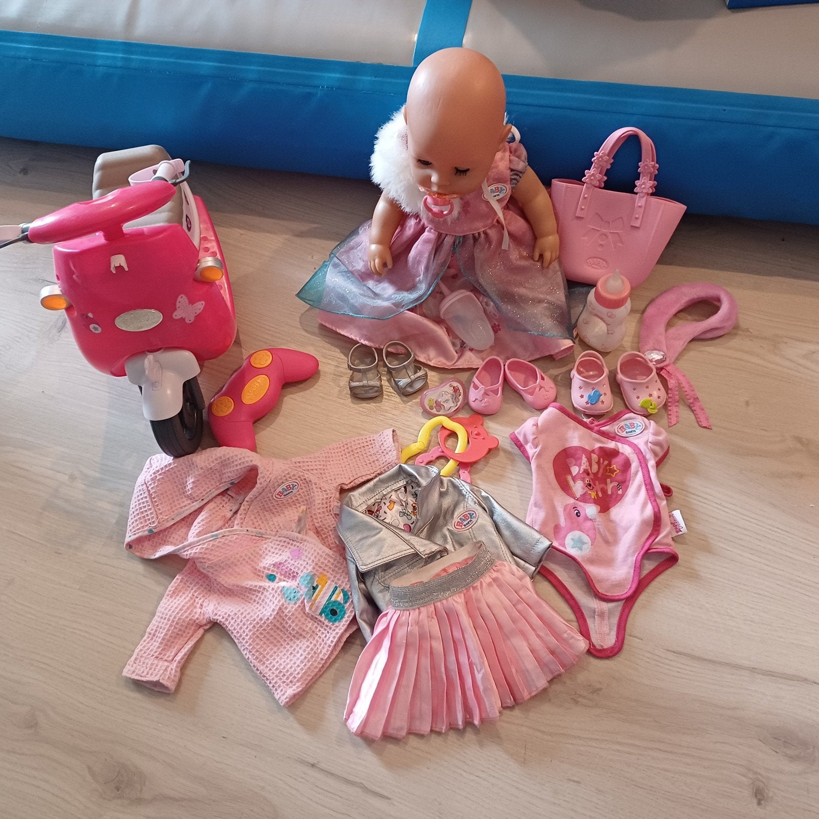 baby Born inclusief scooter, Enlèvement, Comme neuf, Baby Pop