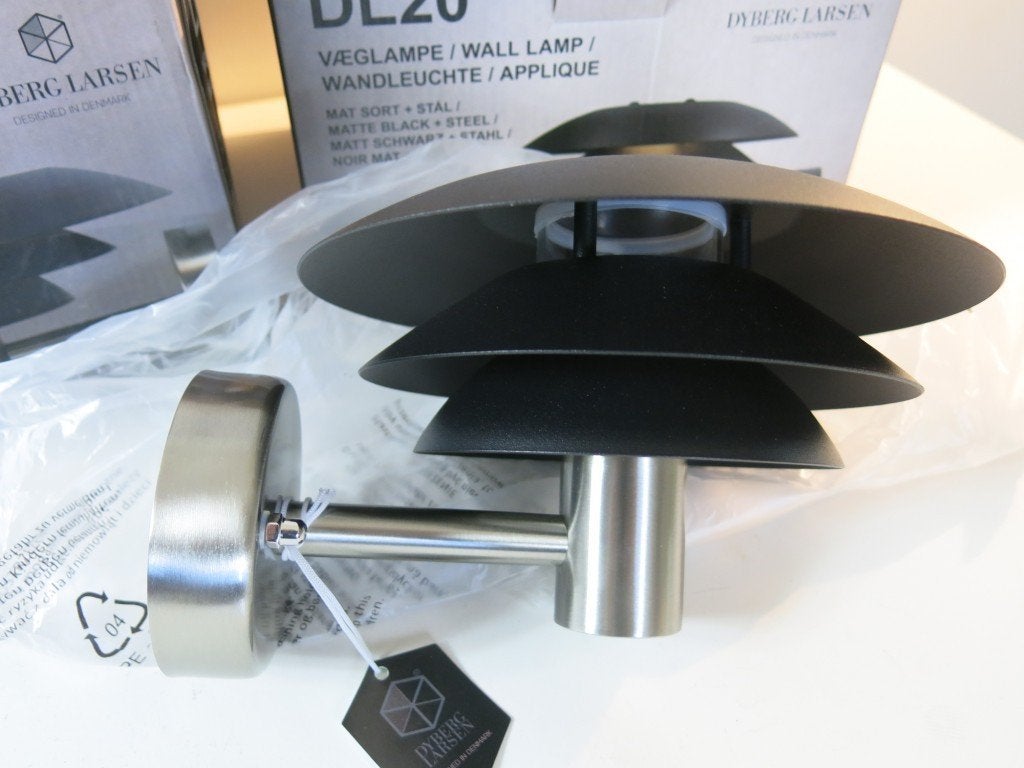 Lampe murale Dyberg Larsen DL20 DL25 4 pièces, Maison & Meubles, Lampes | Appliques, Enlèvement ou Envoi, Neuf, Applique murale