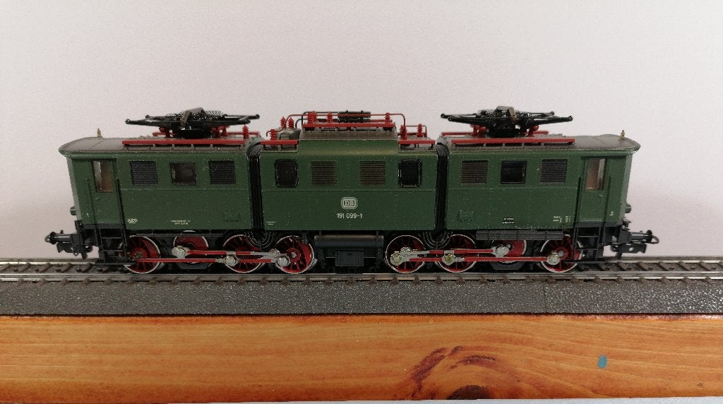 Locomotive électrique analogique HO Marklin 3329, Hobby & Loisirs créatifs, Analogique, Enlèvement ou Envoi, Courant alternatif