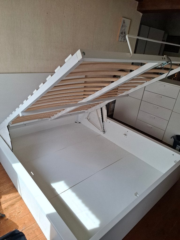 Malm bed  ikea 160x200, Huis en Inrichting, Ophalen, Gebruikt, Wit, Tweepersoons