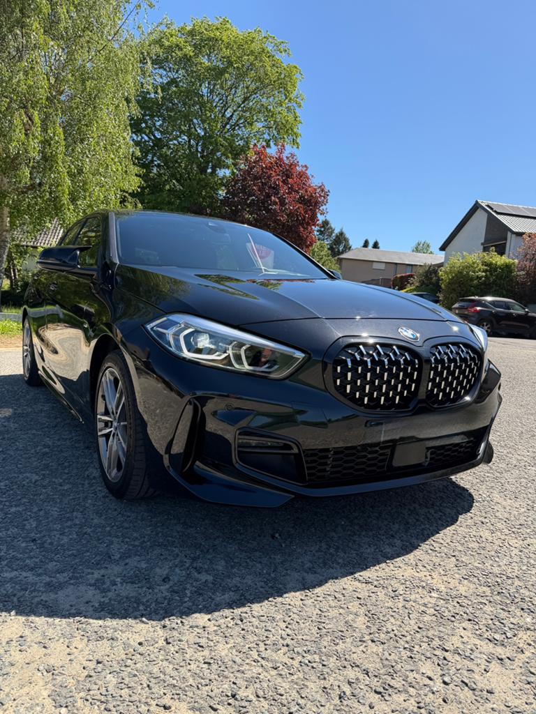 BMW 116i Hatchback (2021) – 133.000 km – Benzine, Autos, Cuir, Achat, Euro 6, Entretenue par le concessionnaire