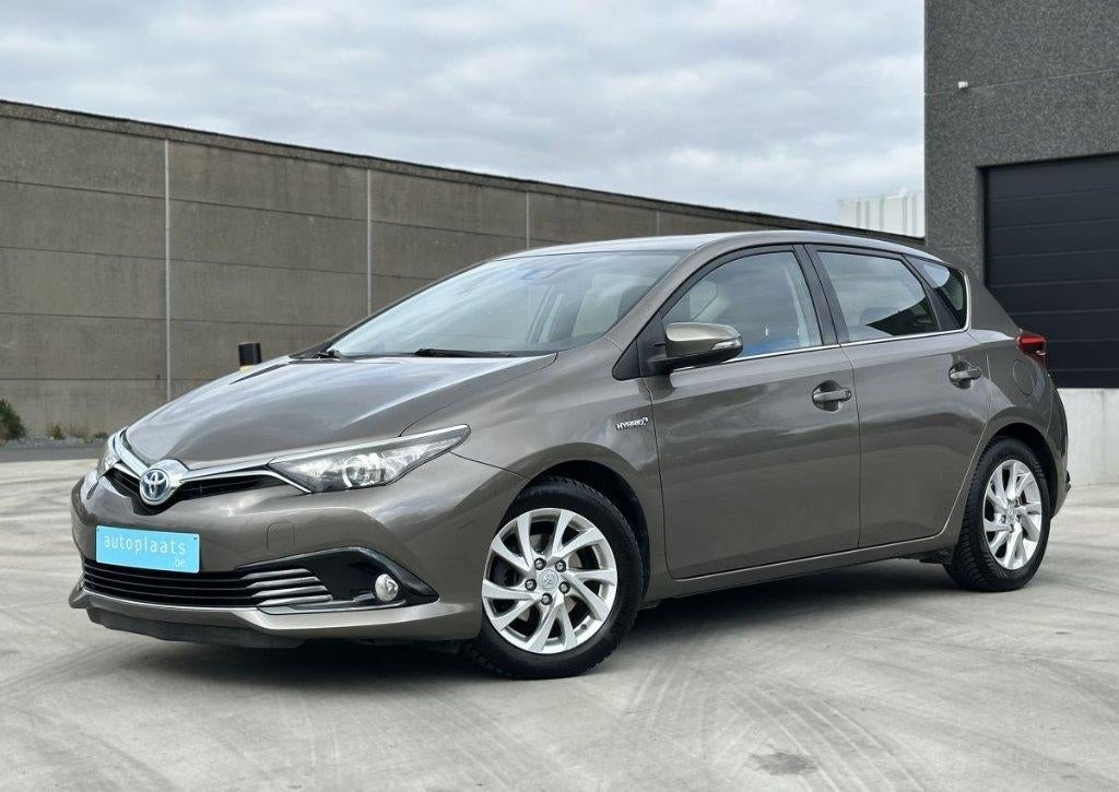 Toyota Auris 2018 Mild Hybrid 83624 km caméra automatique, 100 kW, Achat, Euro 6, Entreprise