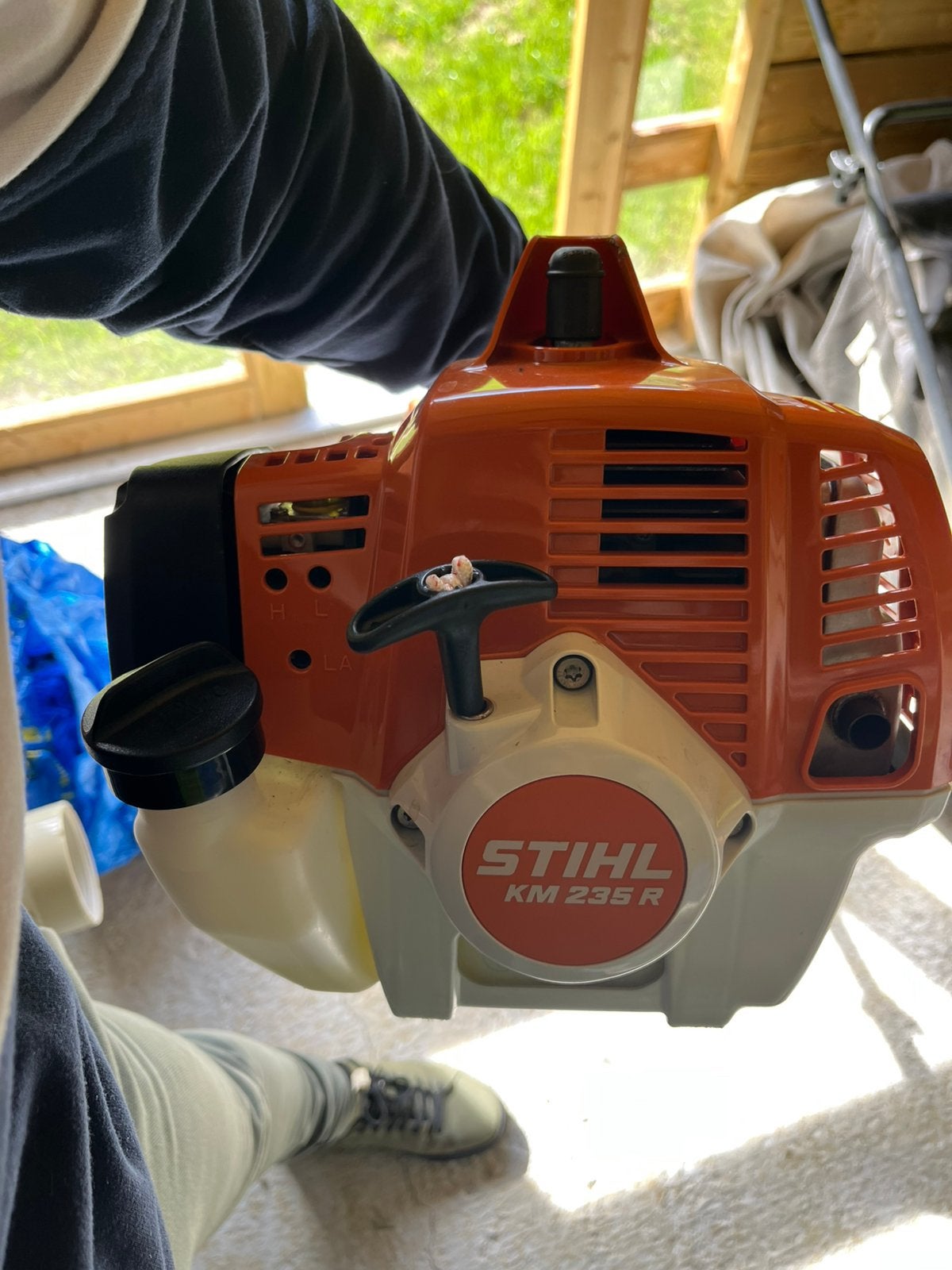 Combi stihl KM 235 R (avec la tete debrousailleuse), Enlèvement, Comme neuf