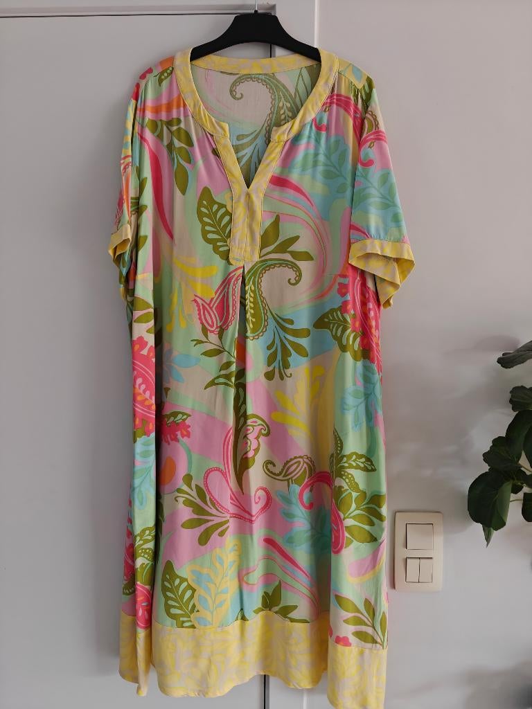 Partij dames kleding, Ophalen, Zo goed als nieuw, Maat 46/48 (XL) of groter