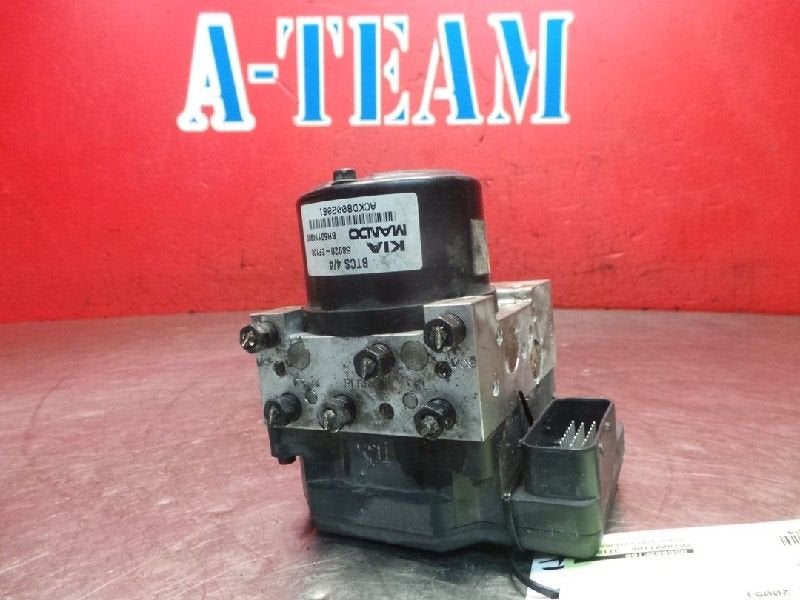 BLOC ABS (FREINS ANTI-BLOCAGE) Kia Cerato (01-2004/12-2008), Utilisé, Kia
