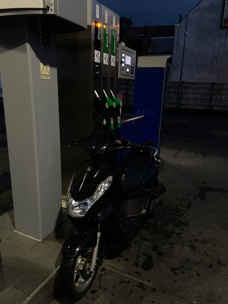 PEUGEOT KISBEE A KLASSE TE RUIL TEGEN DAX/2 TAKT, Ophalen, Gebruikt, Benzine, Peugeot