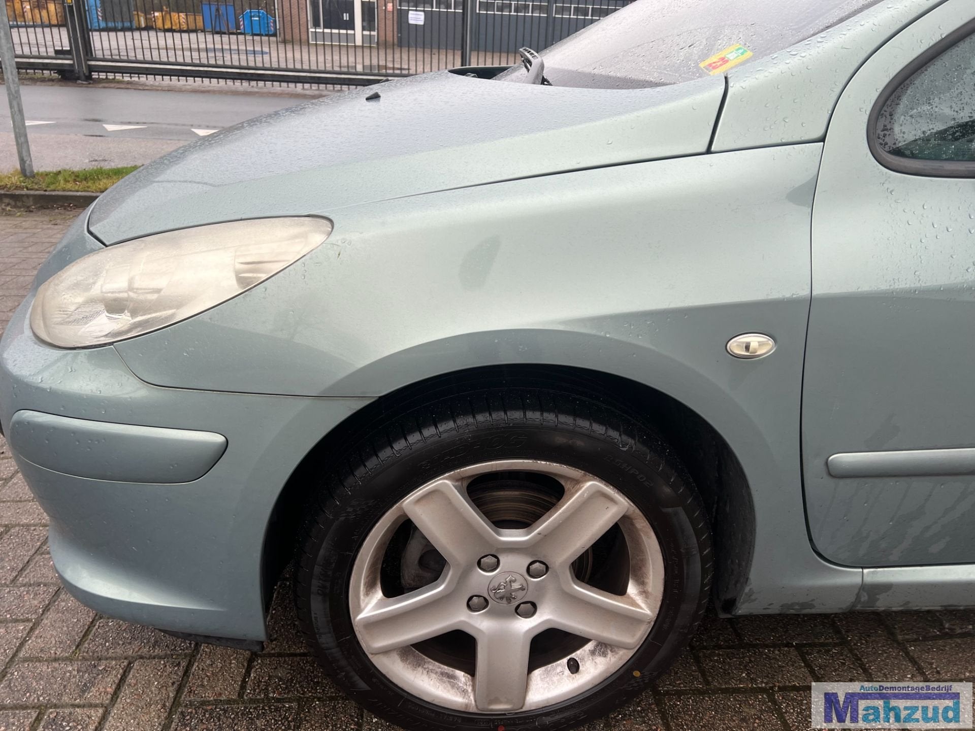 Aile avant gauche PEUGEOT 307 SW Vert clair EZSD 2002-2009, Autos : Pièces & Accessoires, Taurusavenue 1
2132 LS  Hoofddorp, NL