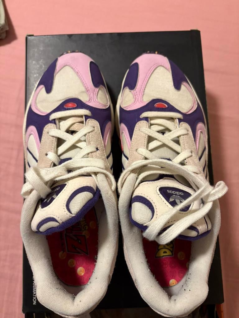 Adidas x Dragon Ball Z Yung-1 – paars/roze – maat 43, Ophalen of Verzenden, Sneakers