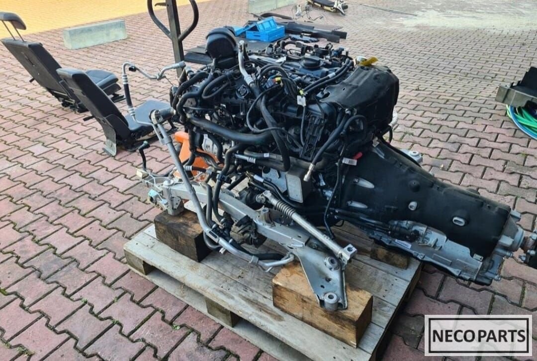 TOYOTA SUPRA 30İ MK5 COMPLEET MOTOR MOTOR, Autos : Pièces & Accessoires, Carrosserie & Tôlerie, Haillon arrière, Toyota, Arrière