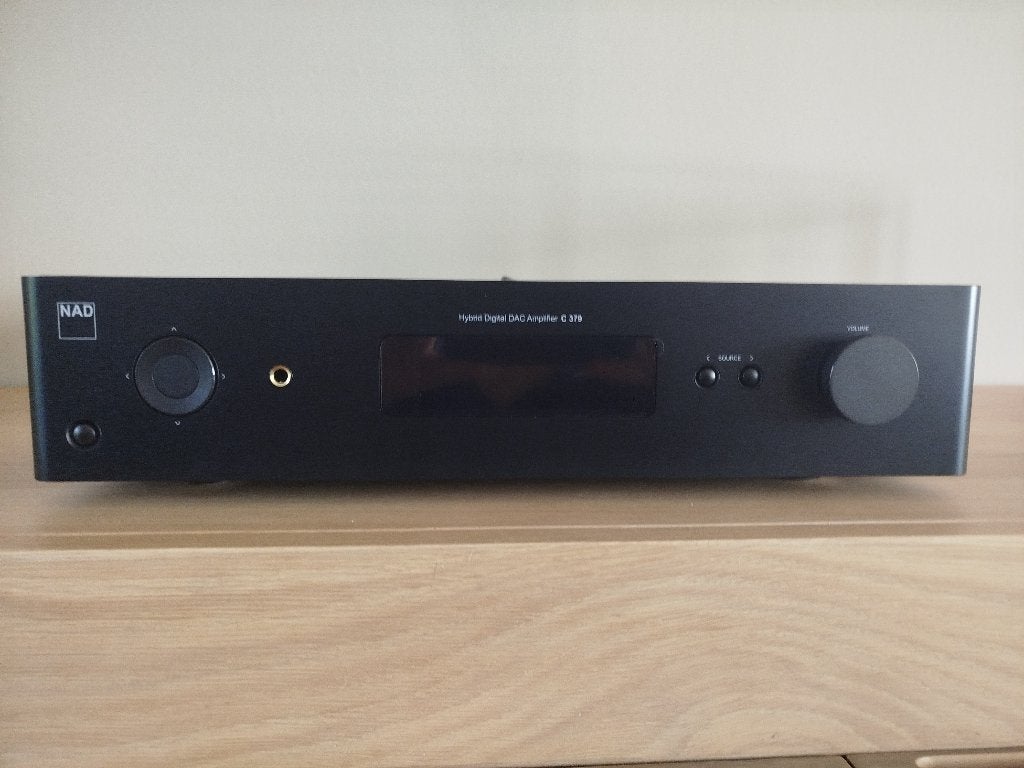 Amplificateur hifi Nad c379, Audio, Tv en Foto, Versterkers en Ontvangers, Ophalen of Verzenden, Nieuw, Stereo, 60 tot 120 watt