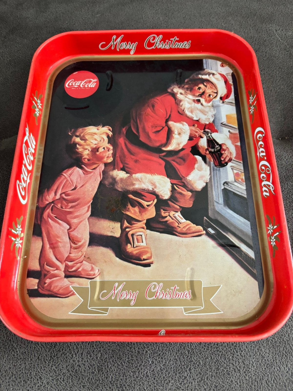 Dienblad Coca-Cola, Enlèvement
