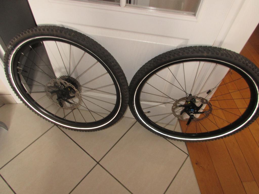 MAVIC ATB voor-en achterwiel 10 versnellingen met schijfrem, Fietsen en Brommers, Fietsonderdelen, Gebruikt, Ophalen, Wiel, Mountainbike
