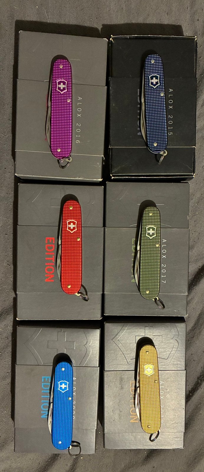Victorinox Cadet gelimiteerde editie, Caravans en Kamperen, Kampeergereedschap, Ophalen of Verzenden, Zo goed als nieuw