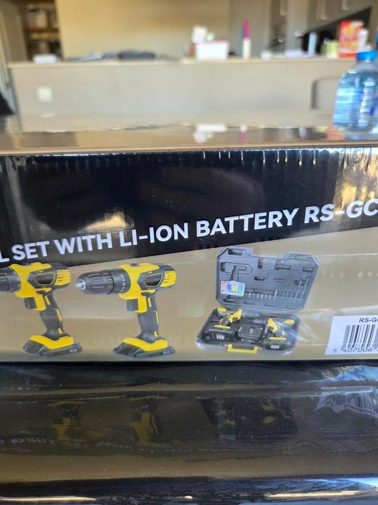 21 v cordless drill set, Doe-het-zelf en Bouw, Gereedschap | Boormachines, Ophalen