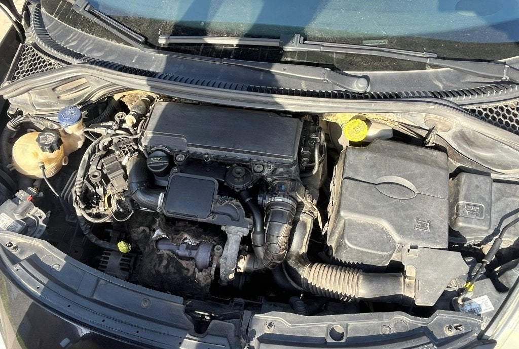 Peugeot 207 1.4 HDI - 5d - pour export - toujours en marche, Achat, 50 kW, Noir, 1398 cm³