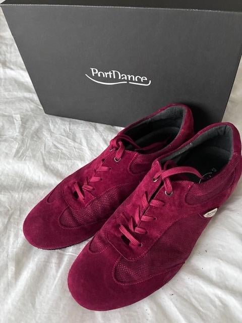 dansschoenen, Ophalen, Zo goed als nieuw