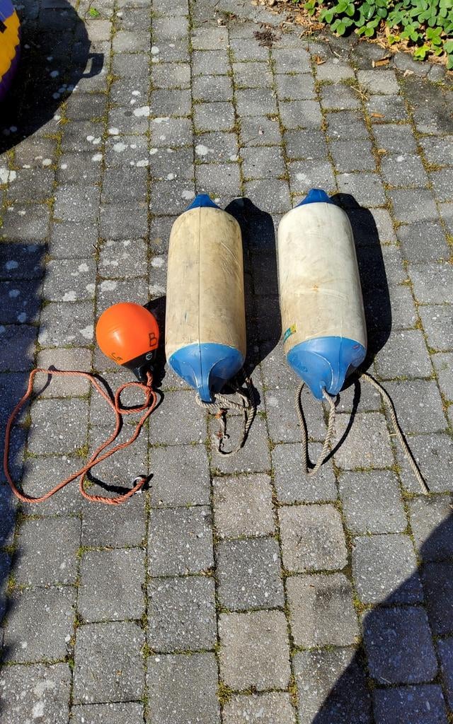 Boot boeien, Watersport en Boten, Ophalen
