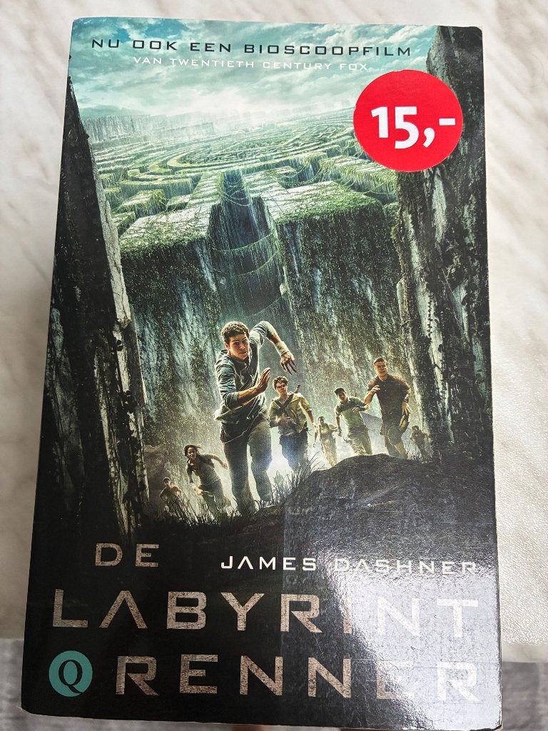 Boek De labyrintrenner, Boeken, Gelezen, Ophalen of Verzenden, Fictie, James Dashner
