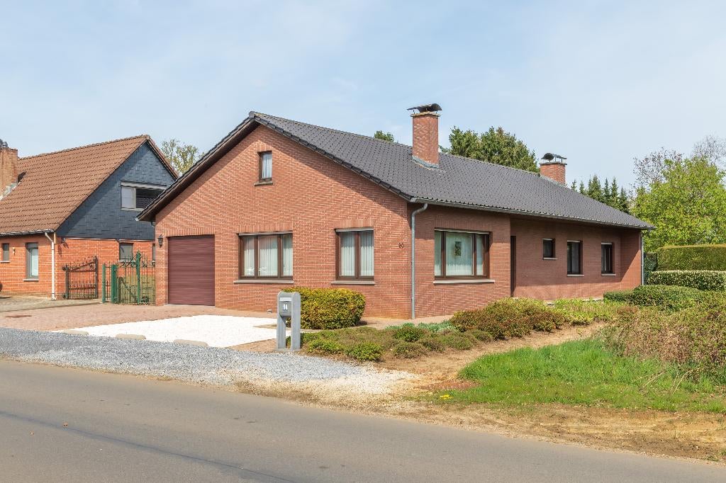 Lichtrijke woning met prachtige tuin en groeipotentieel, Immo, 1000 tot 1500 m², 237 kWh/m²/jaar, 168 m², Vrijstaande woning