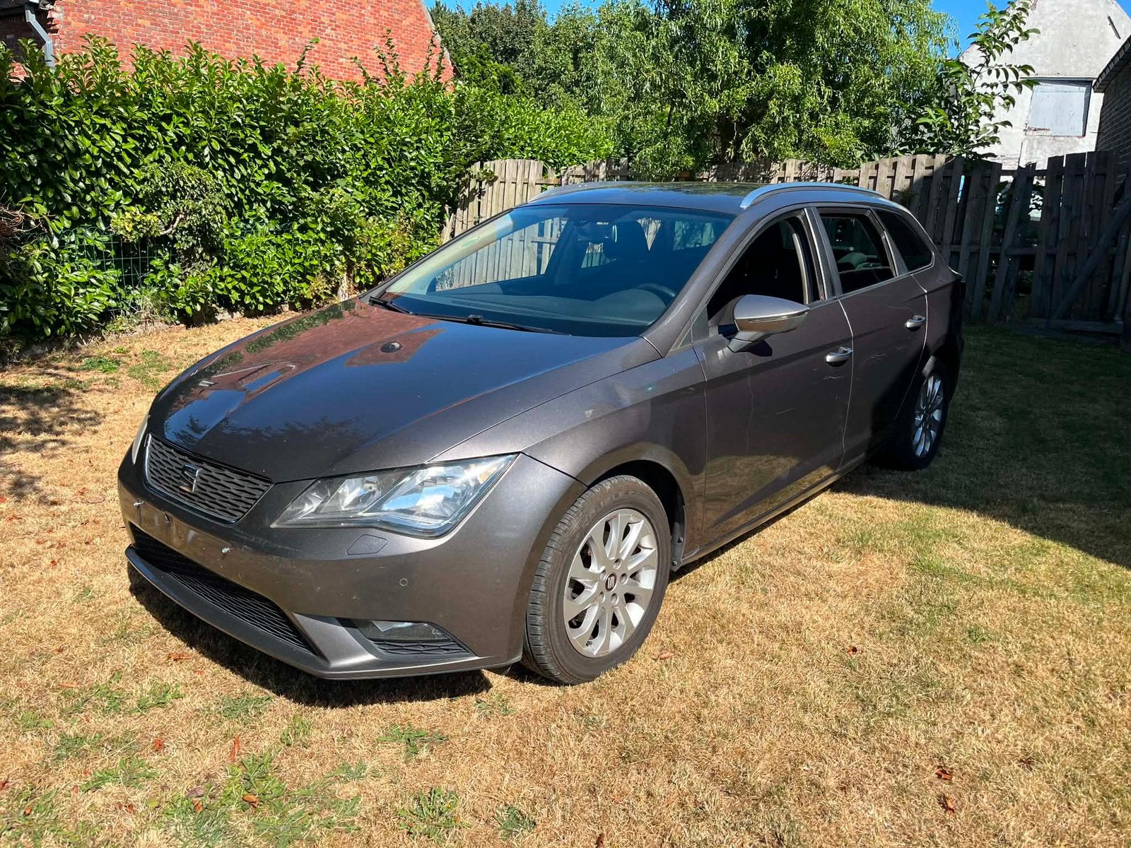 Seat leon, Entreprise, Noir, 5 portes, 4 cylindres