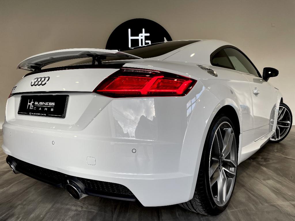 Audi TT 1.8 TFSI/ S-LINE/ LIGNE INOX/ SHADOW LOOK/ VIRTUAL, Autos, Audi, Euro 6, Entreprise, Carnet d'entretien, Alcantara