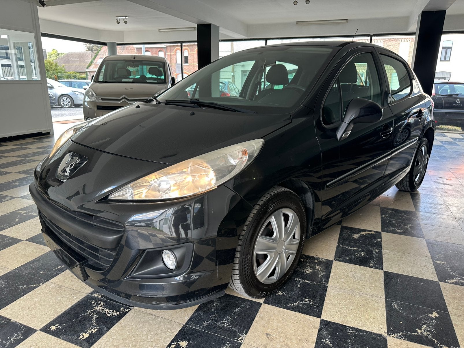 Peugeot 207+ 1.4i Urban, Autos, Peugeot, Euro 5, Achat, Entreprise, Boîte manuelle
