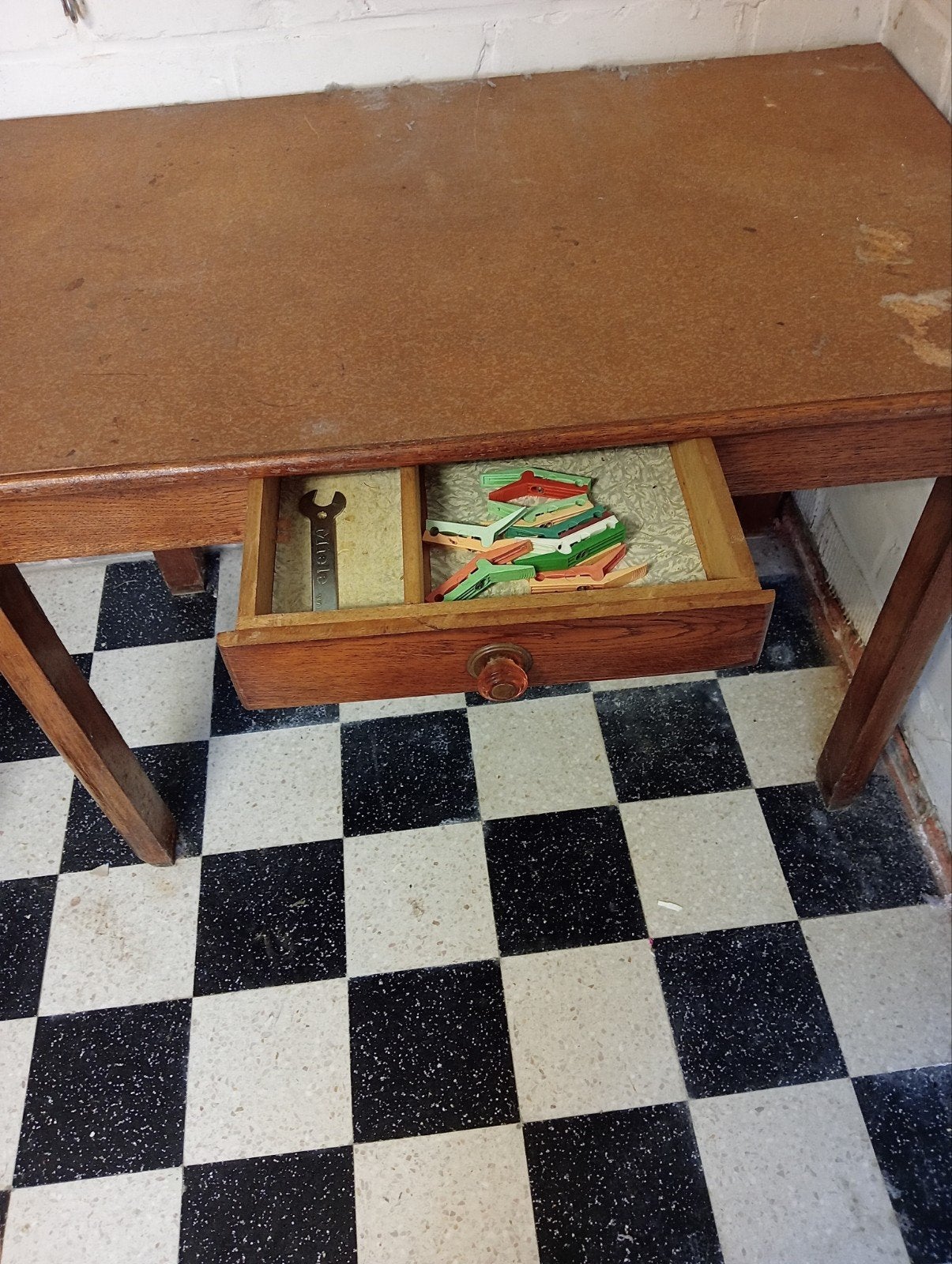 antiek keuken tafel, Ophalen